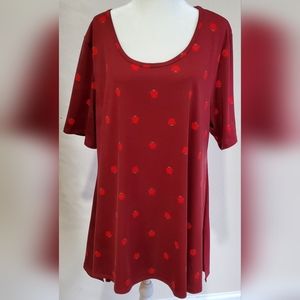 J5 - LulaRoe Perfect Tee 2xl Black Red with lighter red apples